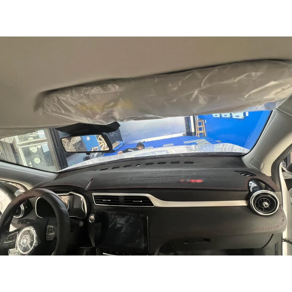 MG ZS / HS / MG5 / RX5 / G50 trước khi trải thảm taplo